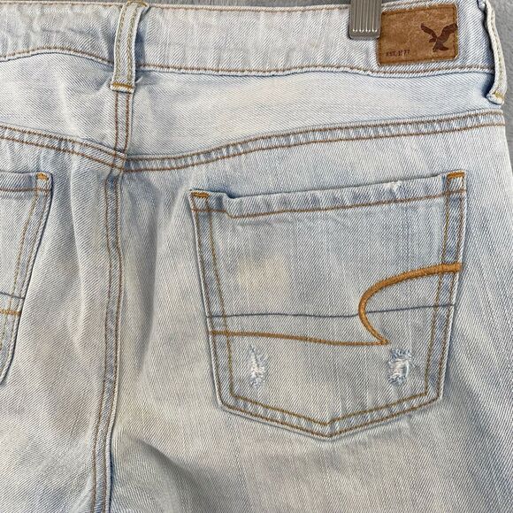 American Eagle Jeans Womens Size 4 Boy Crop Blue Light Wash Button Fly25" Inseam - Picture 13 of 16